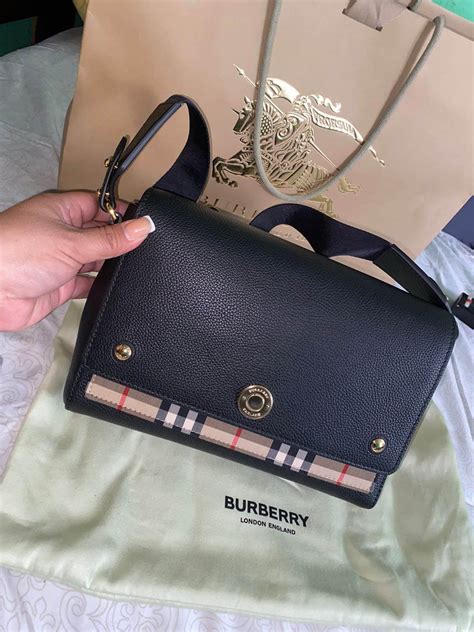 fotos de burberry zapopan